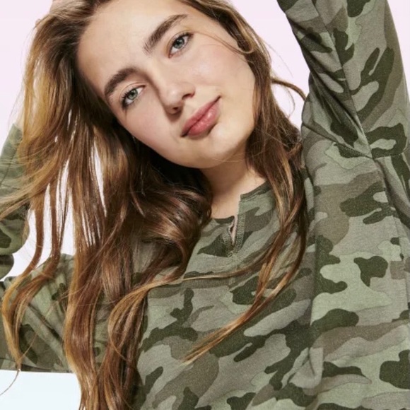 Cami cozy split neck top #331 - Picture 1 of 8